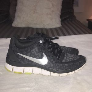 Nike cheetah print athletic shoes